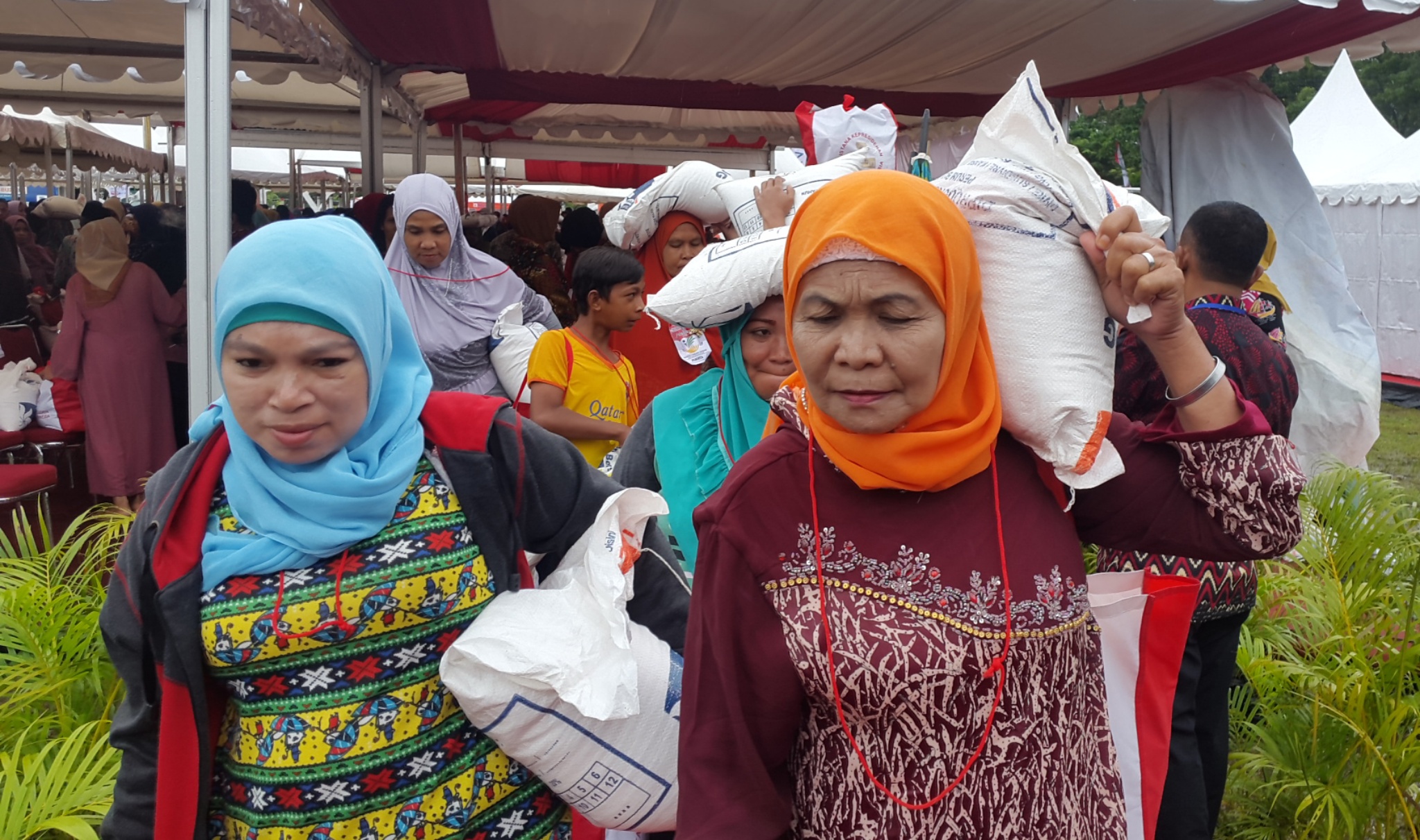 Sekitar 40% bantuan sosial untuk warga miskin di Jawa Tengah salah sasaran.