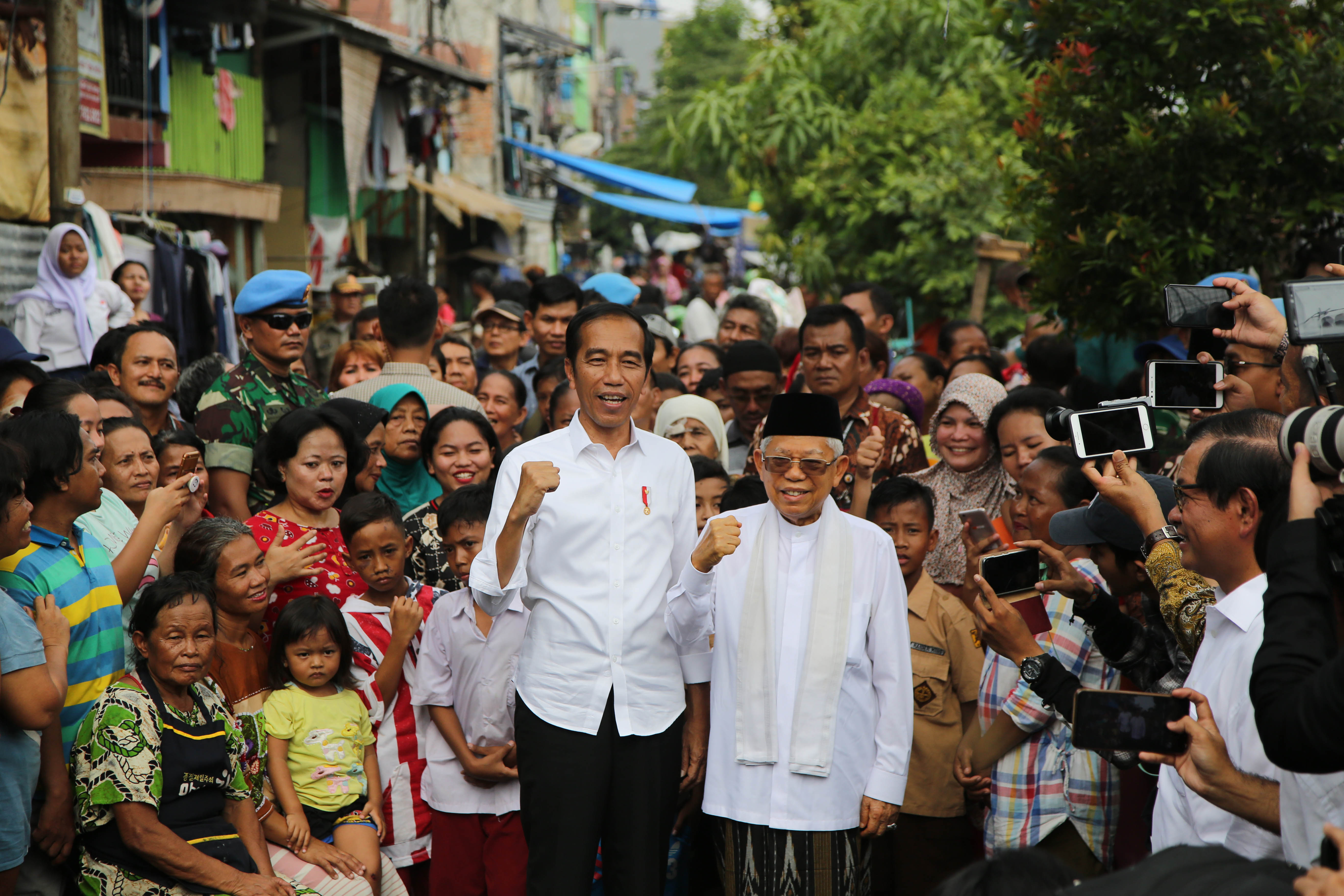 Presiden terpilih Joko Widodo dan Wakil Presiden terpilih Ma'ruf Amin