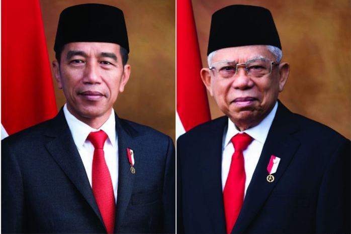 Kabar Sepekan: Foto Resmi Jokowi-Amin dan Sikap Rocky Gerung