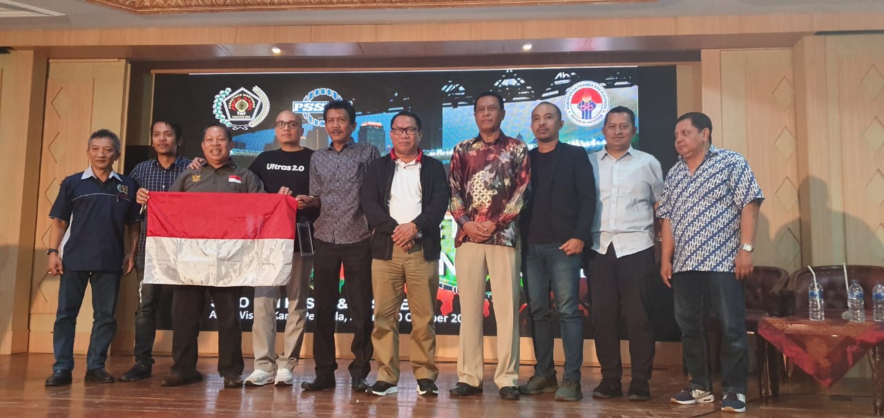 Para calon Ketum PSSI membeberkan visi misinya dalam diskusi di kompleks Kemenpora, Rabu (20/10)