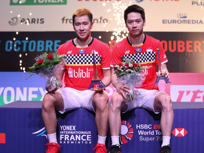Ganda putra Indonesia Marcus Fernaldi Gideon (kiri) dan Kevin Sanjaya Sukamuljo 