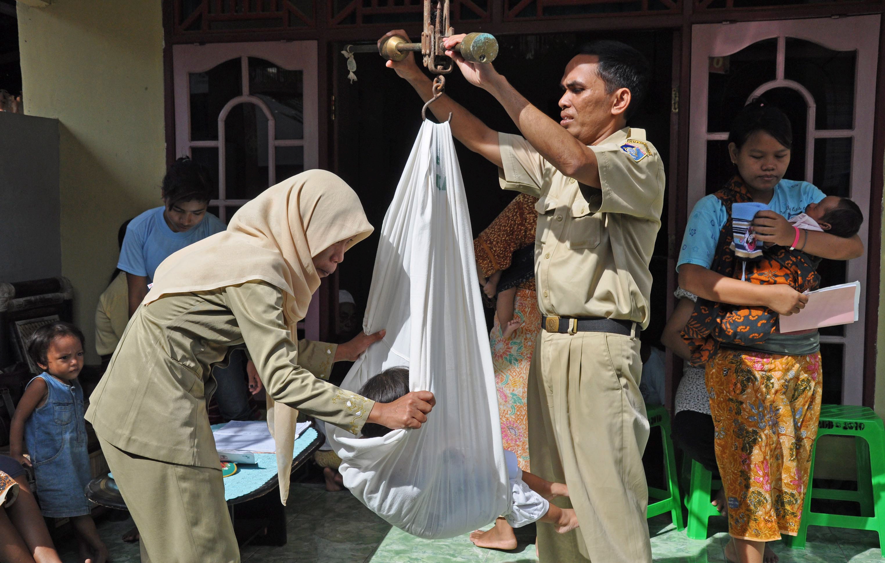 Masalah malnutrisi masih menjadi persoalan di Kabupaten Cianjur. Anak dengan kecenderungan obesitas dan stunting masih ditemukan di Cianjur.