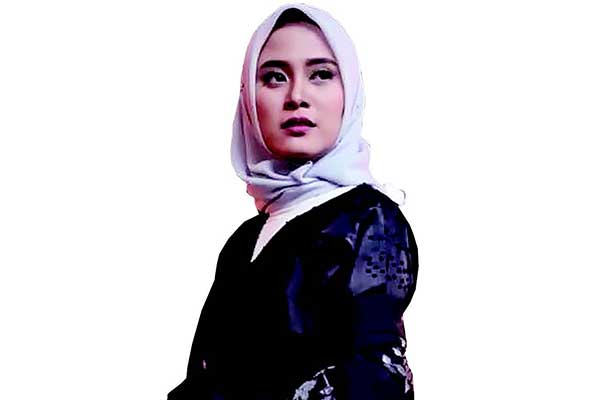 Desainer Restu Anggraini