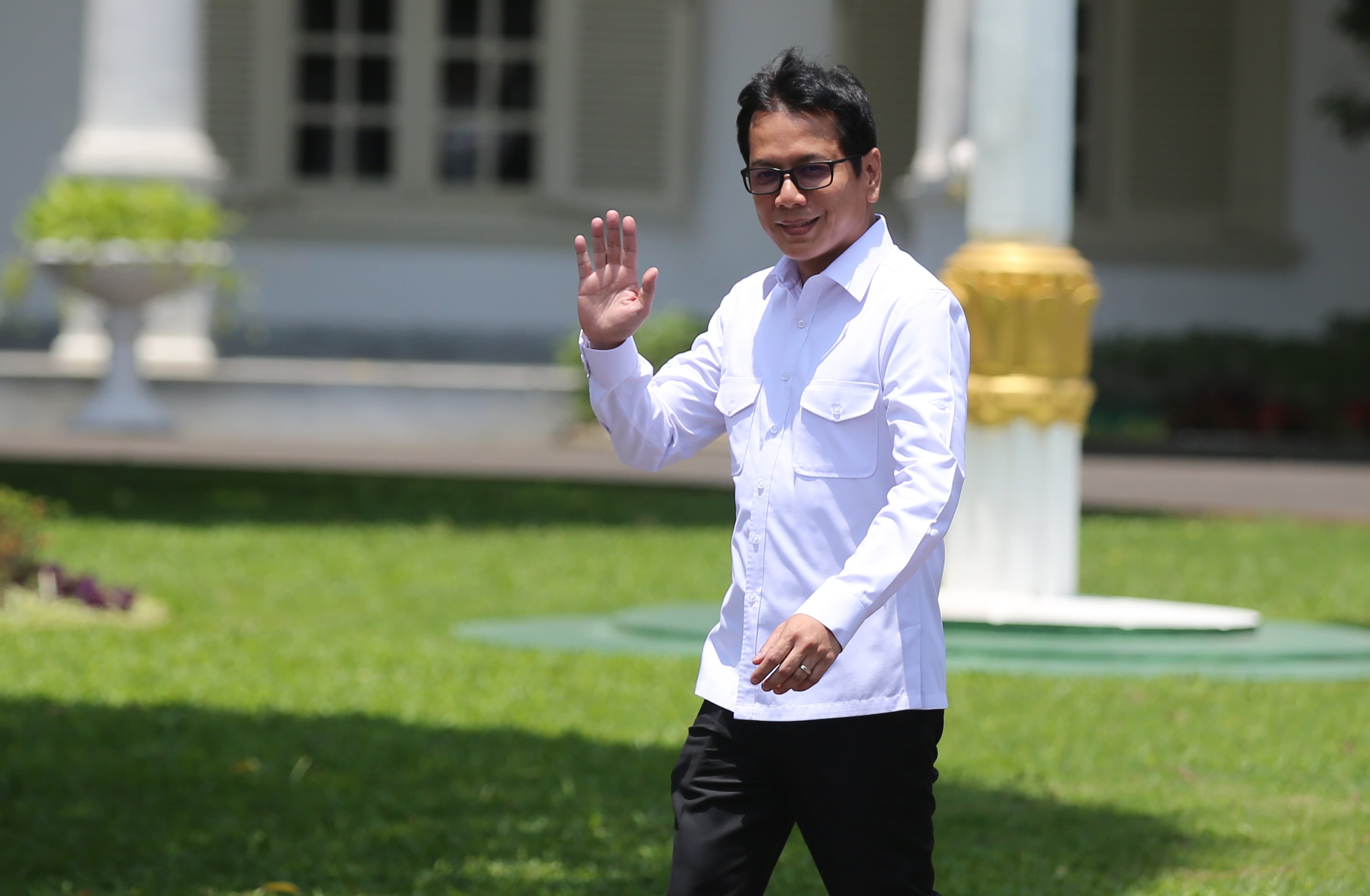  Menteri Pariwisata dan Ekonomi Kreatif Wishnutama Kusubandio. 