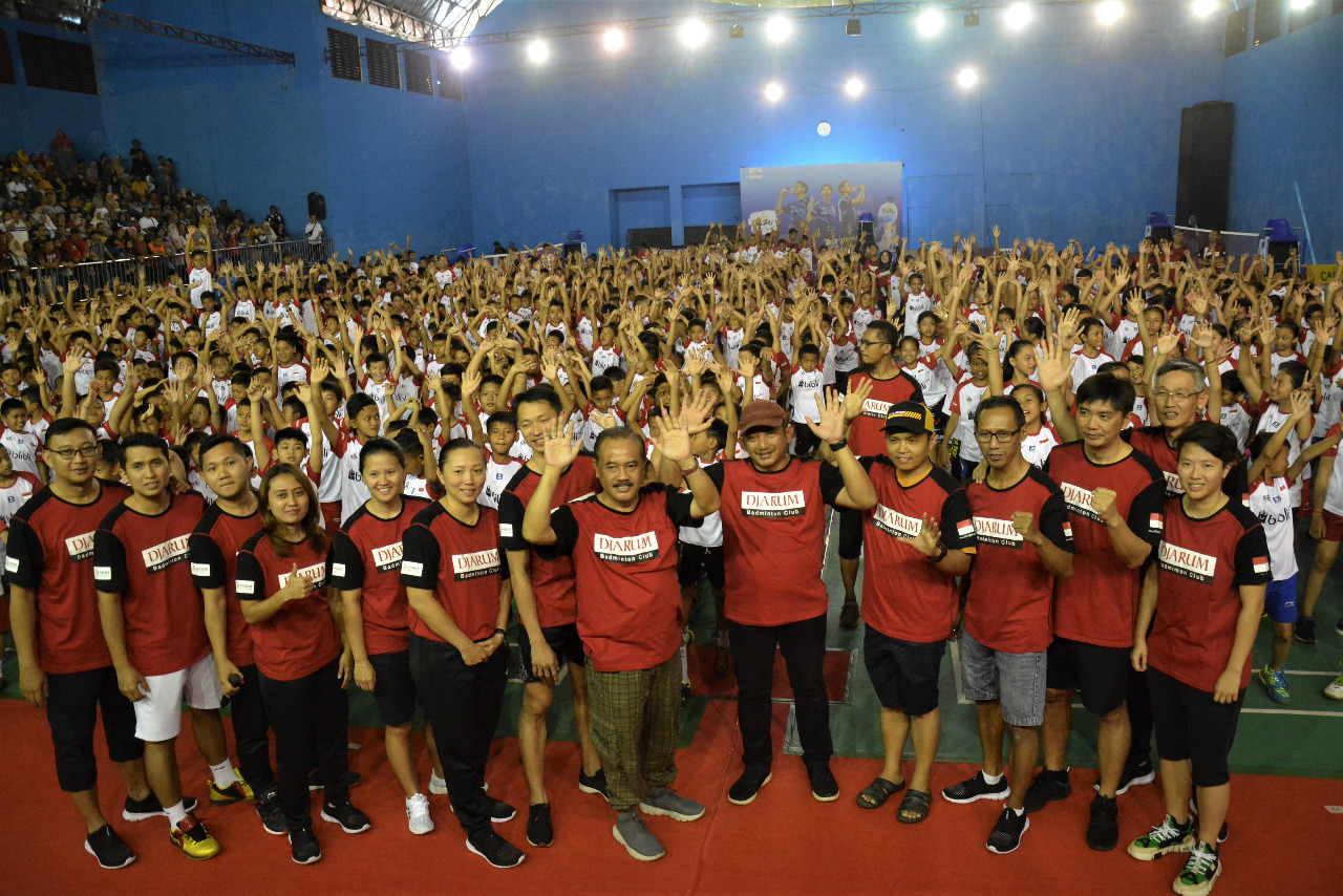 Ratusan peserta Audisi Umum Bulu Tangkis PB Djarum di Solo, Jawa Tengah.