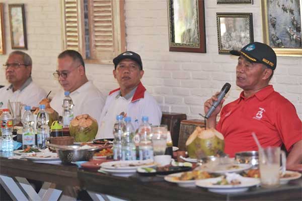 Mendikbud, Muhadjir Effendy didampingi jajaran Pejabat Kemdikbud saat memaparkan capaian kinerja Kemdikbud 2014-2019