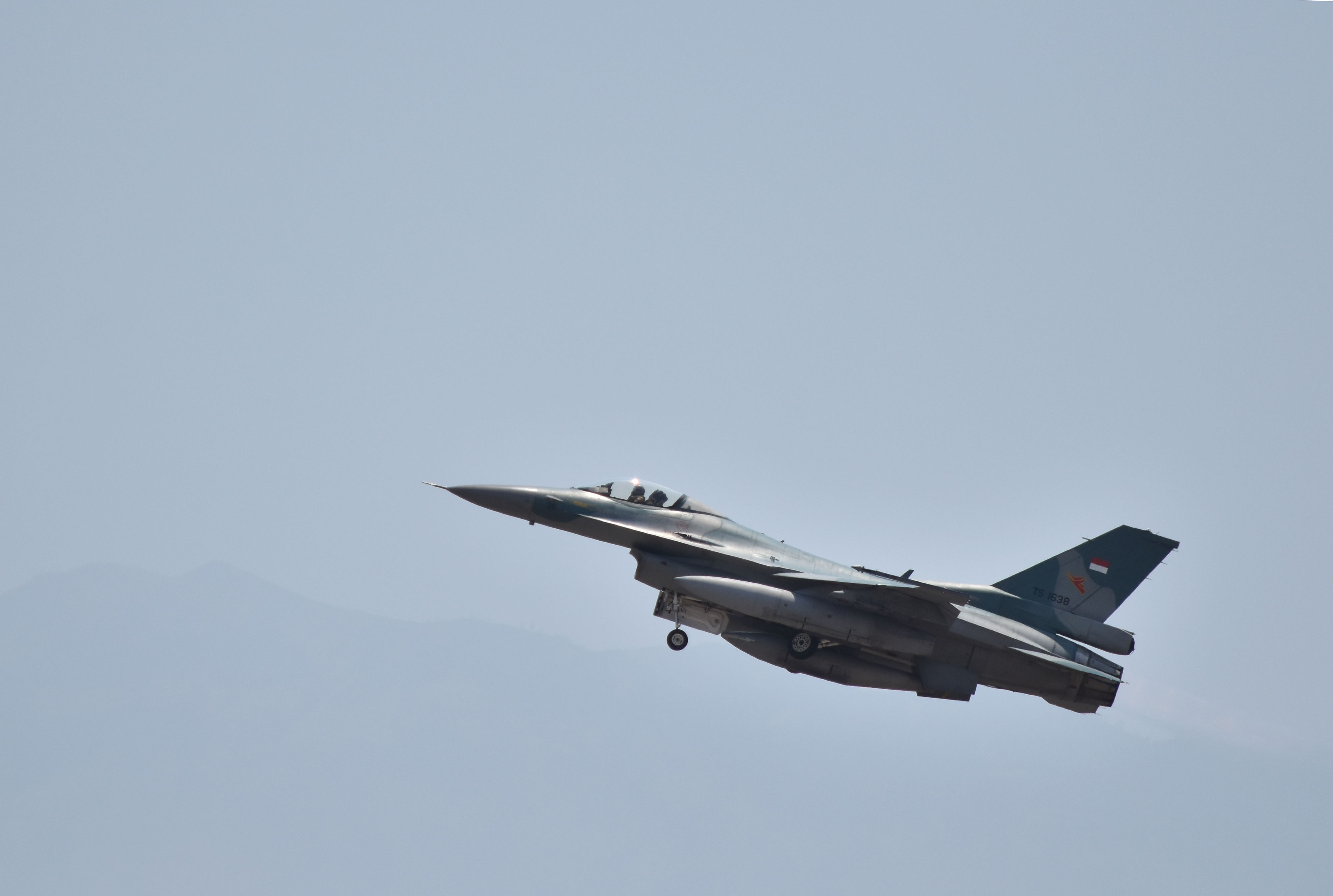 Jet tempur F-16 milik Indonesia
