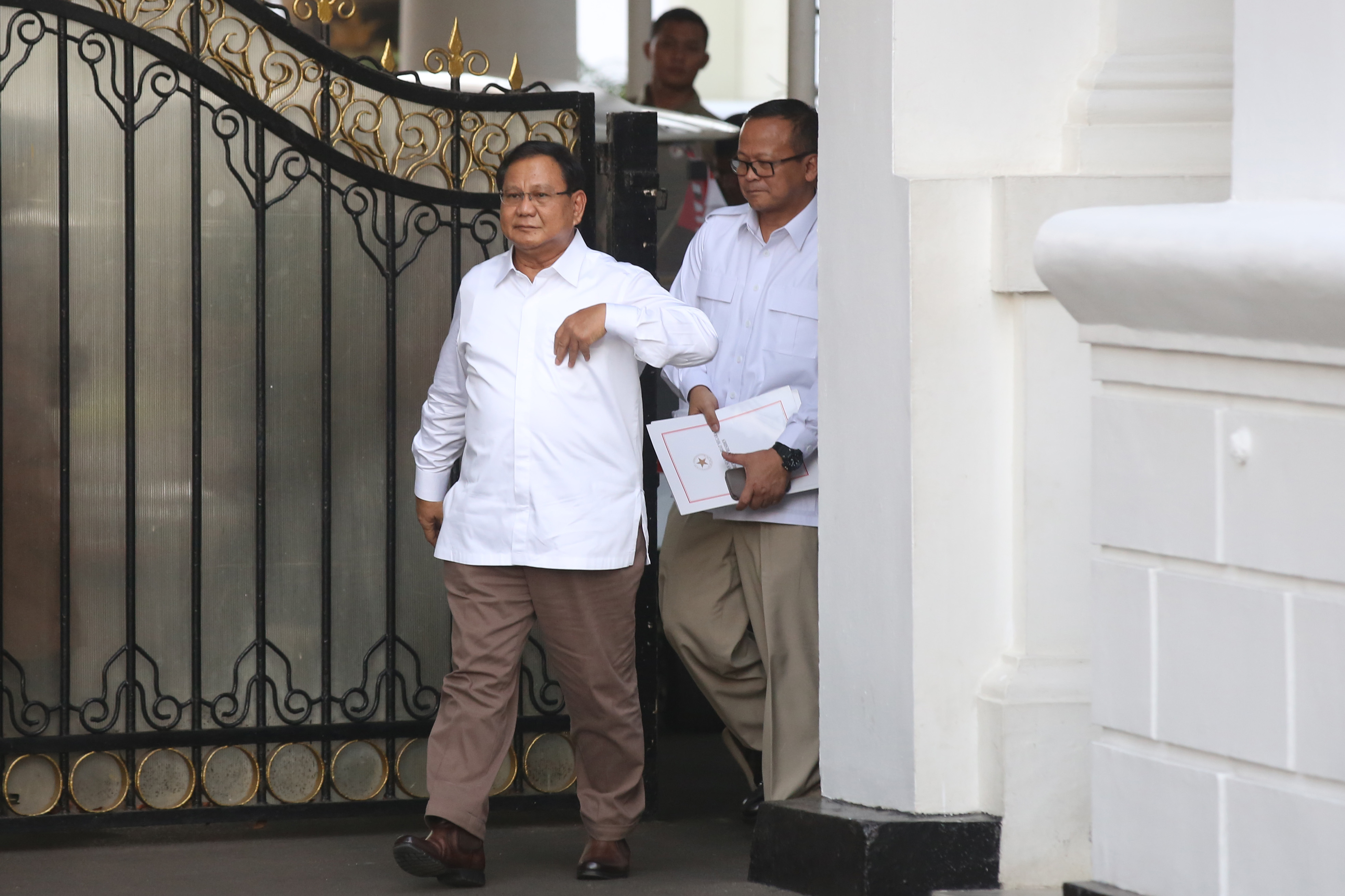 Ketua Umum Partai Gerindra Prabowo Subianto bersama Edhy Prabowo memenuhi panggilan Presiden Joko Widodo