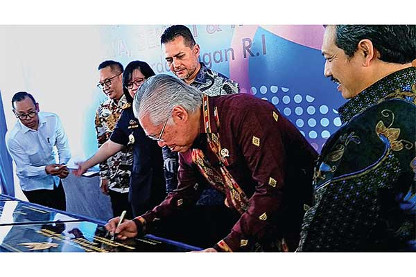 Menteri Perdagangan Enggartiasto Lukita meresmikan Kantor Balai Pengawasan Tertib Niaga Kementerian Perdagangan di Medan, kemarin