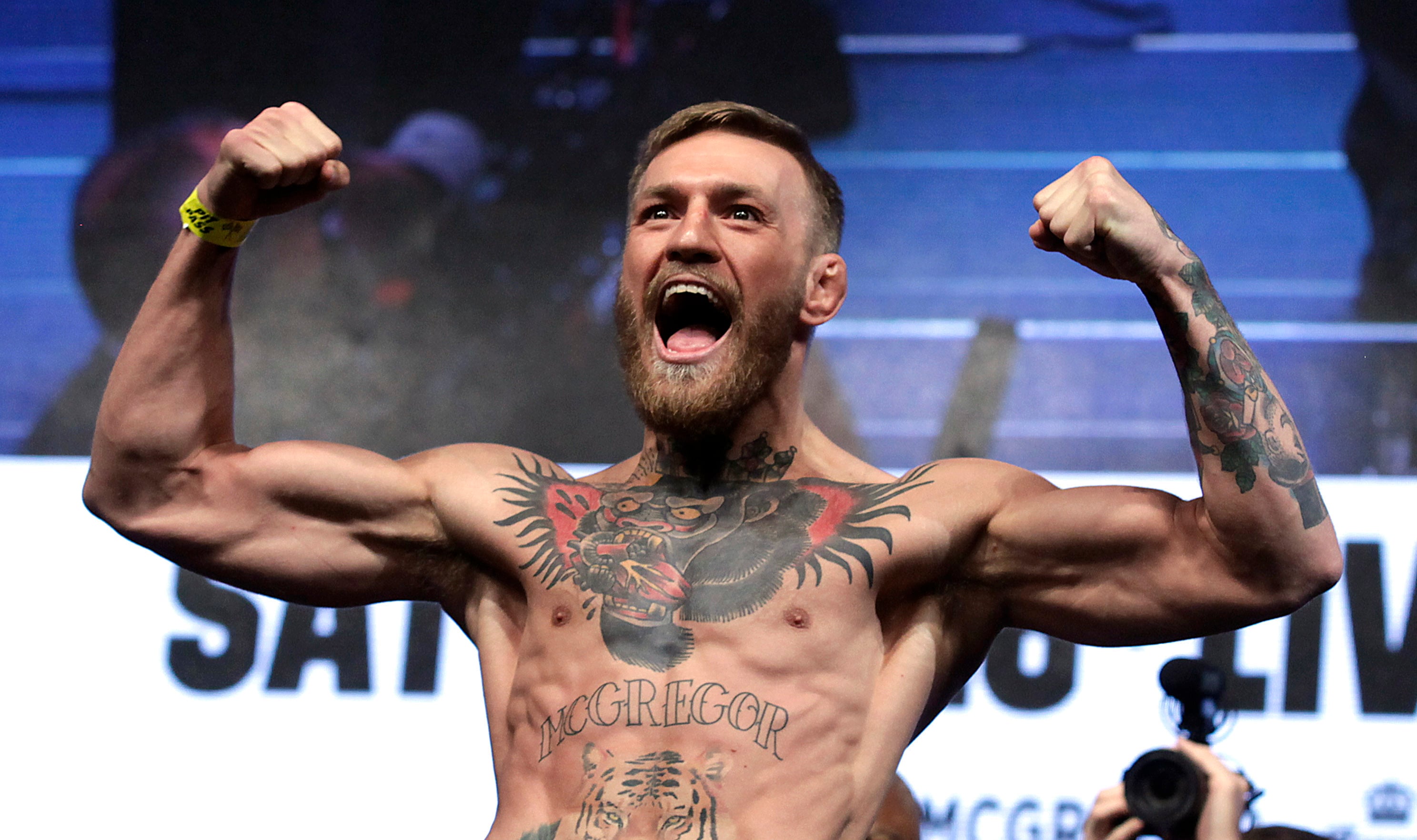 ATLET bela diri campuran Conor McGregor
