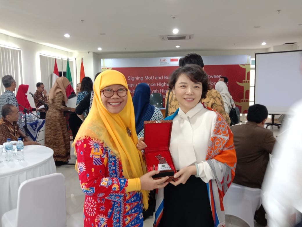 kerja sama Uhamka dengan Universitas di Tiongkok
