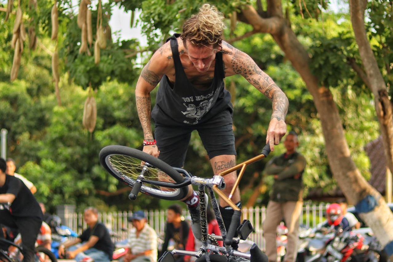 Kejuaraan olahraga ekstrem, Indonesia Open X-Sports Championship (IOXC), di Karanganyar Jawa Tengah, 25-27 Oktober 2019