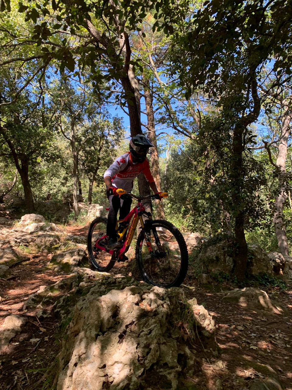 Yoris Sahara saat berlaga di Enduro World Series