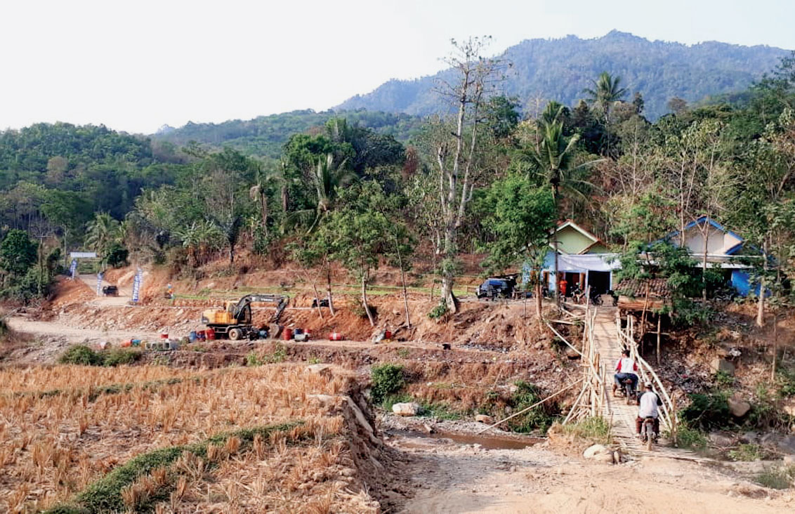 Kondisi Desa Buana Jaya, Kecamatan Tanjungsari, bagian paling ujung timur Kabupaten Bogor.