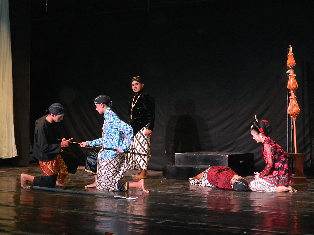 Festival Ketoprak yang diikuti para pelajar SMP di Klaten, Jawa Tengah 