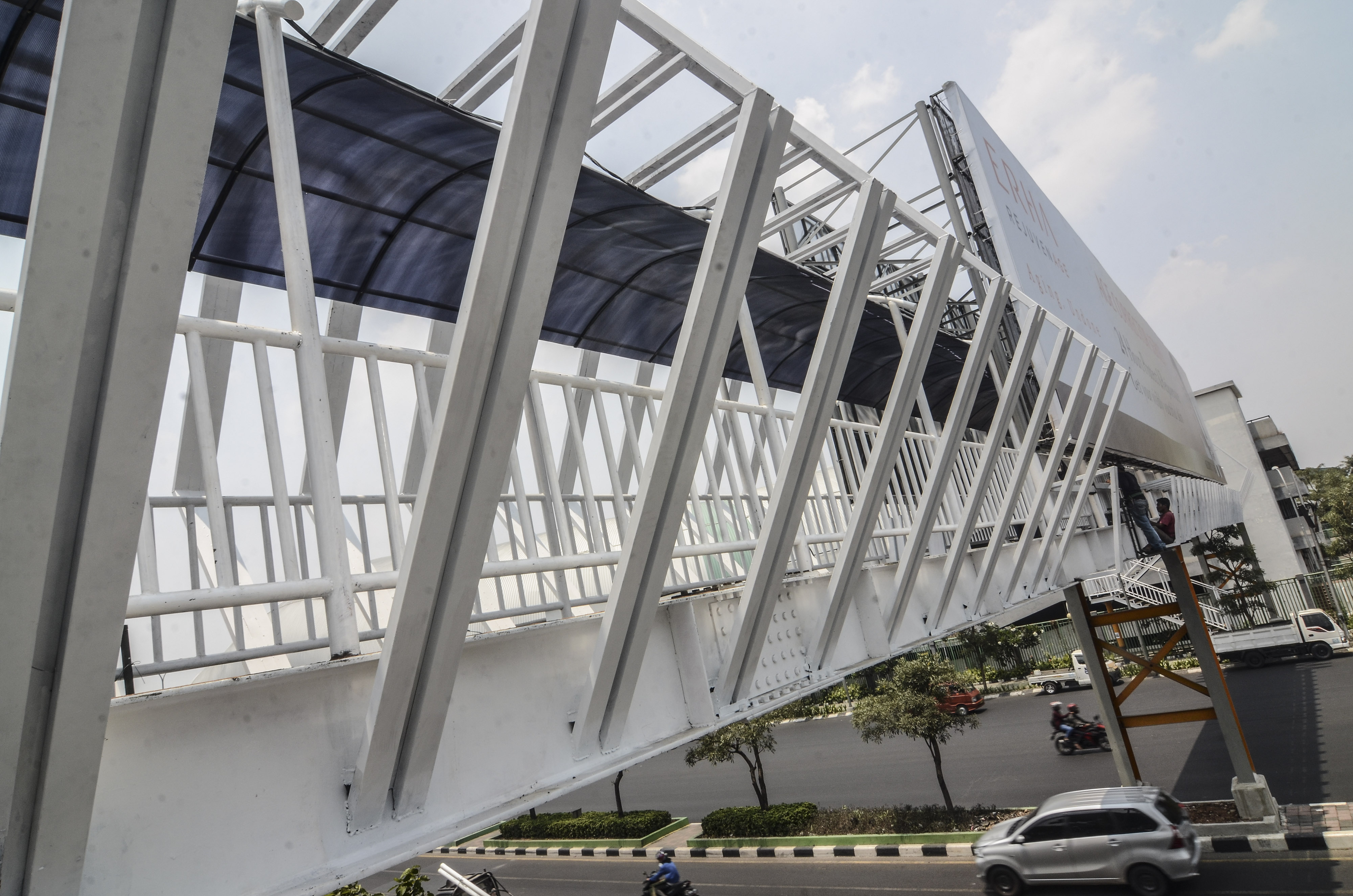 Pembangunan jembatan ikonik di Bekasi