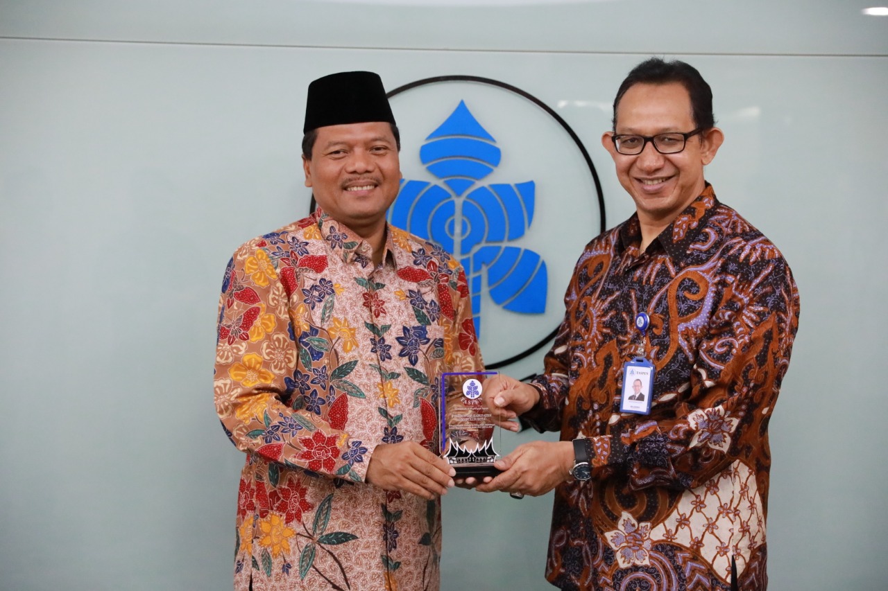 TASPEN dan Pemkab Lima Puluh Kota melakukan penandatanganan MoU terkait dengan Program Jaminan Kecelakaan Kerja dan Jaminan Kematian. 