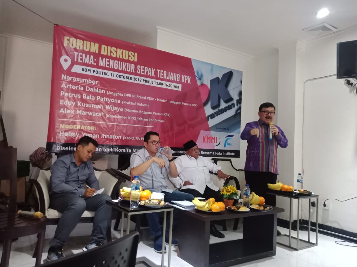 Acara  diskusi bertajuk 'Mengukur Sepak Terjang KPK?' yang berlangsung di Jakarta, Sabtu (12/10).