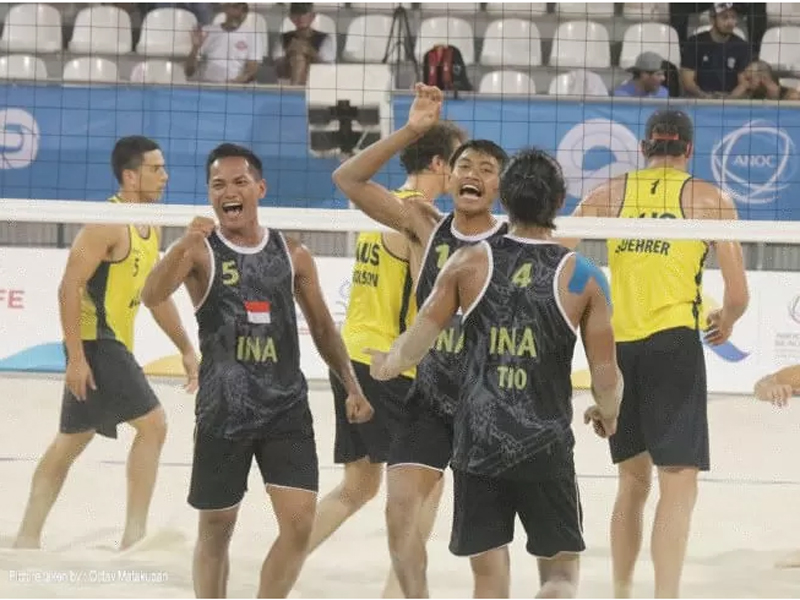 Tim Voli Pantai Indonesia sukses mengalahkan tim Australia