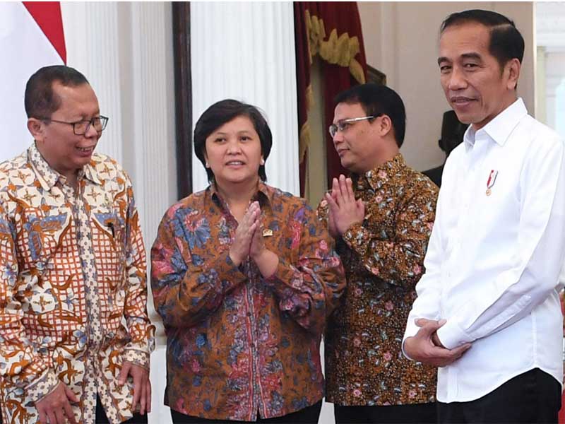 Presiden Jokowi dan para wakil pimpinan MPR saat bertemu di Istana Merdeka, Jakarta.