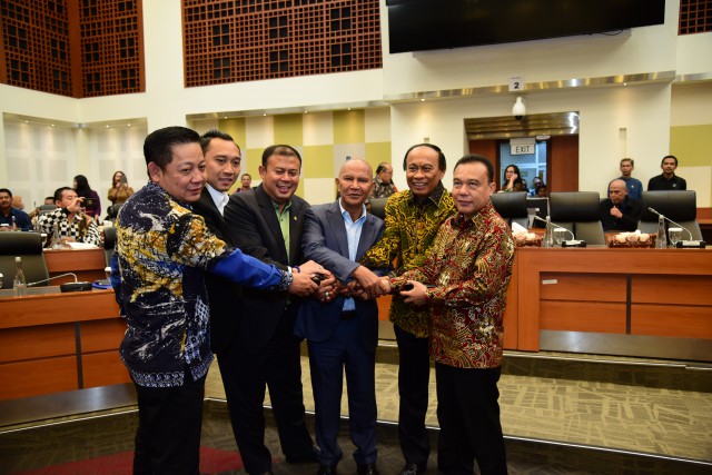 Wakil Ketua DPR RI Sufmi Dasco Ahmad menetapkan lima Pimpinan Banggar yang terdiri dari seorang ketua dan 4 wakil ketua.