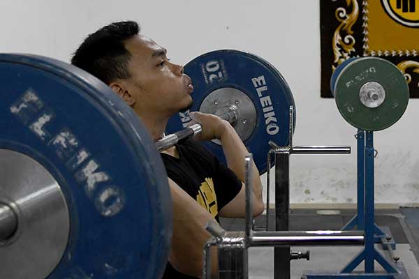 Lifter Muda Indonesia Ingin Beri Kejutan di SEA Games 2019