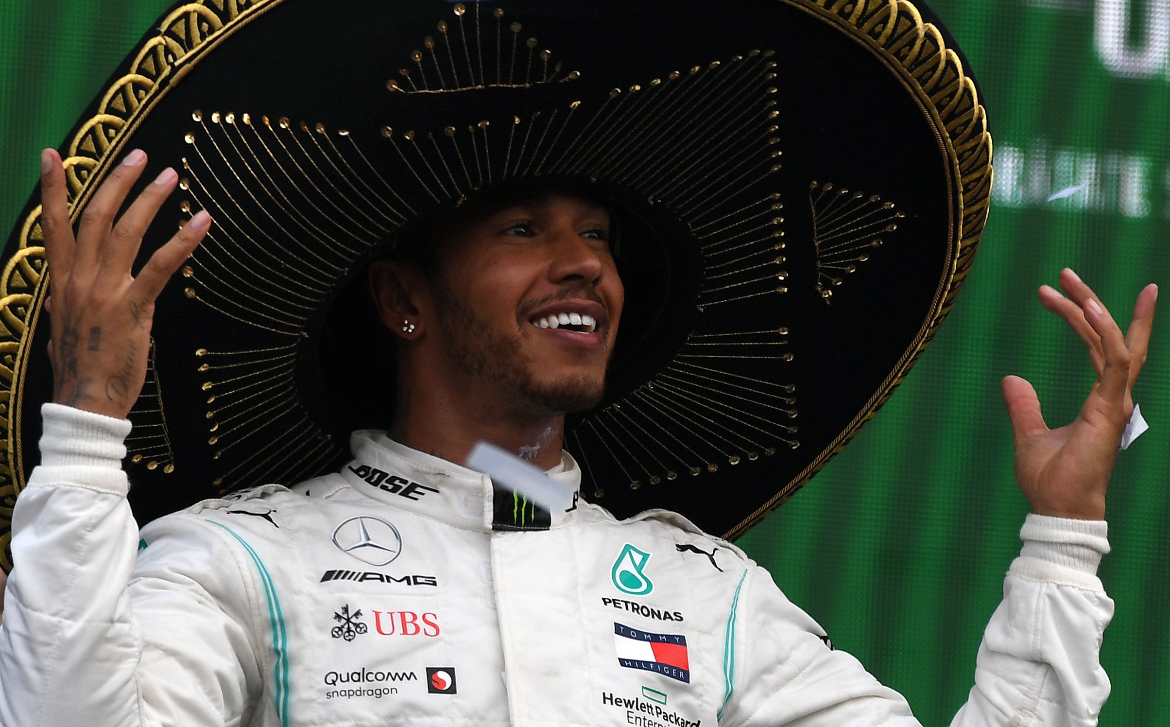 Pembalap tim Mercedes Lewis Hamilton
