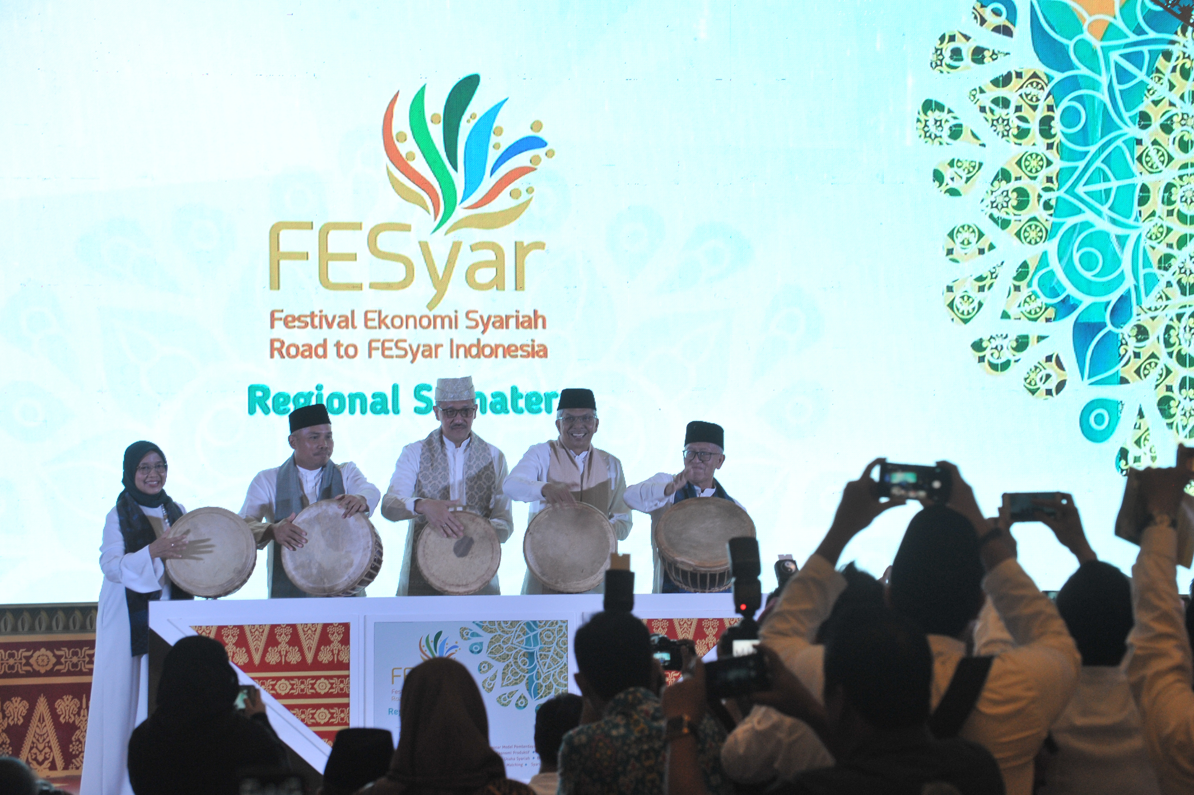 Pembukaan Festival Ekonomi Syariah Regional Sumatra