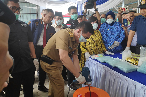 BNNP Sumsel Musnahkan 43 Kilogram Sabu