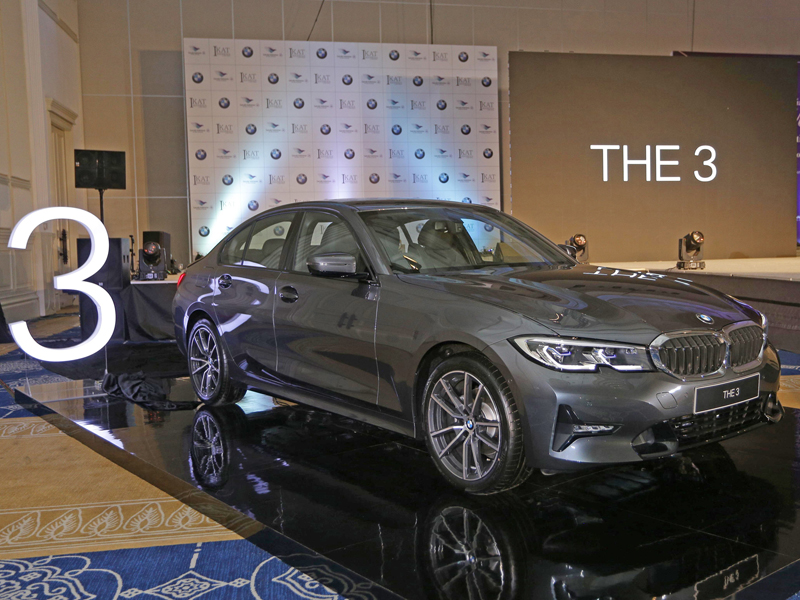  All-new BMW 320i Sport 