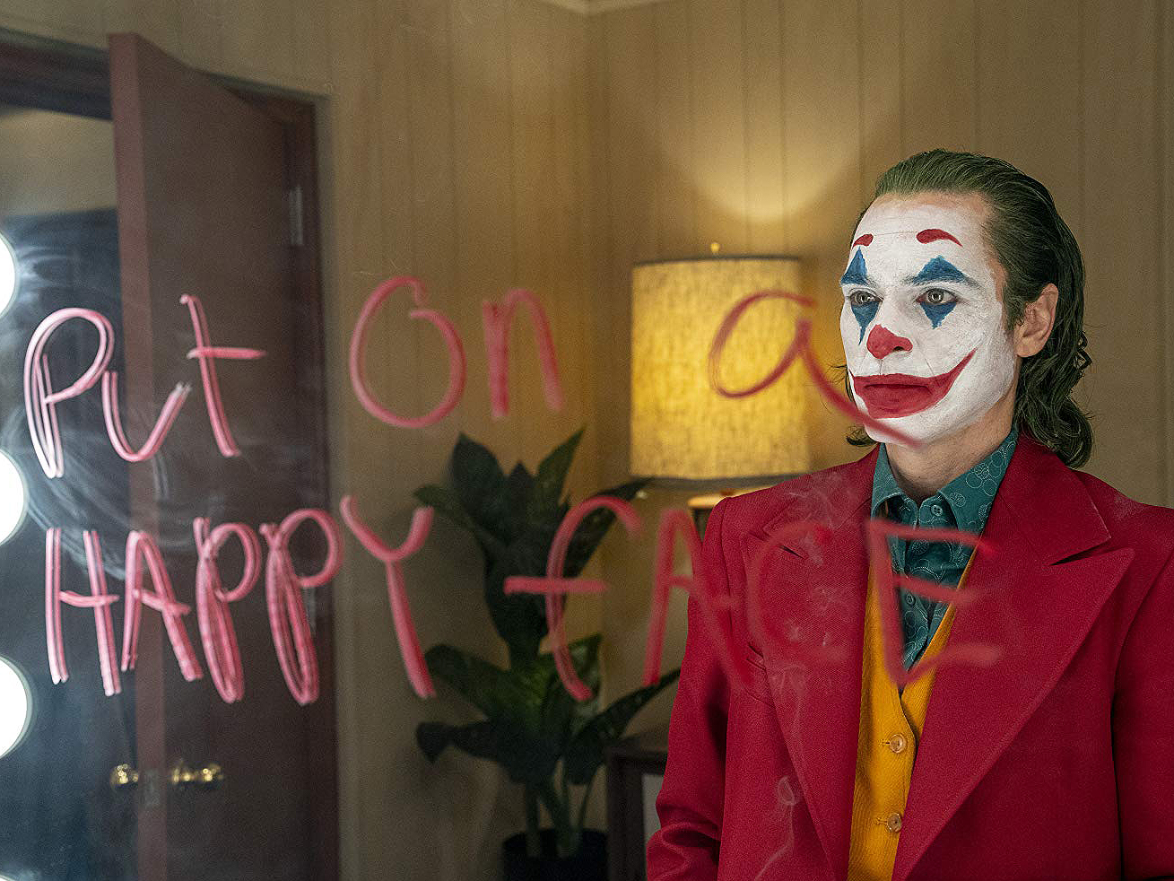 Joker (2019) yang dibintangi Joaquin Phoenix diprediksi menembus seleksi Oscar 2020