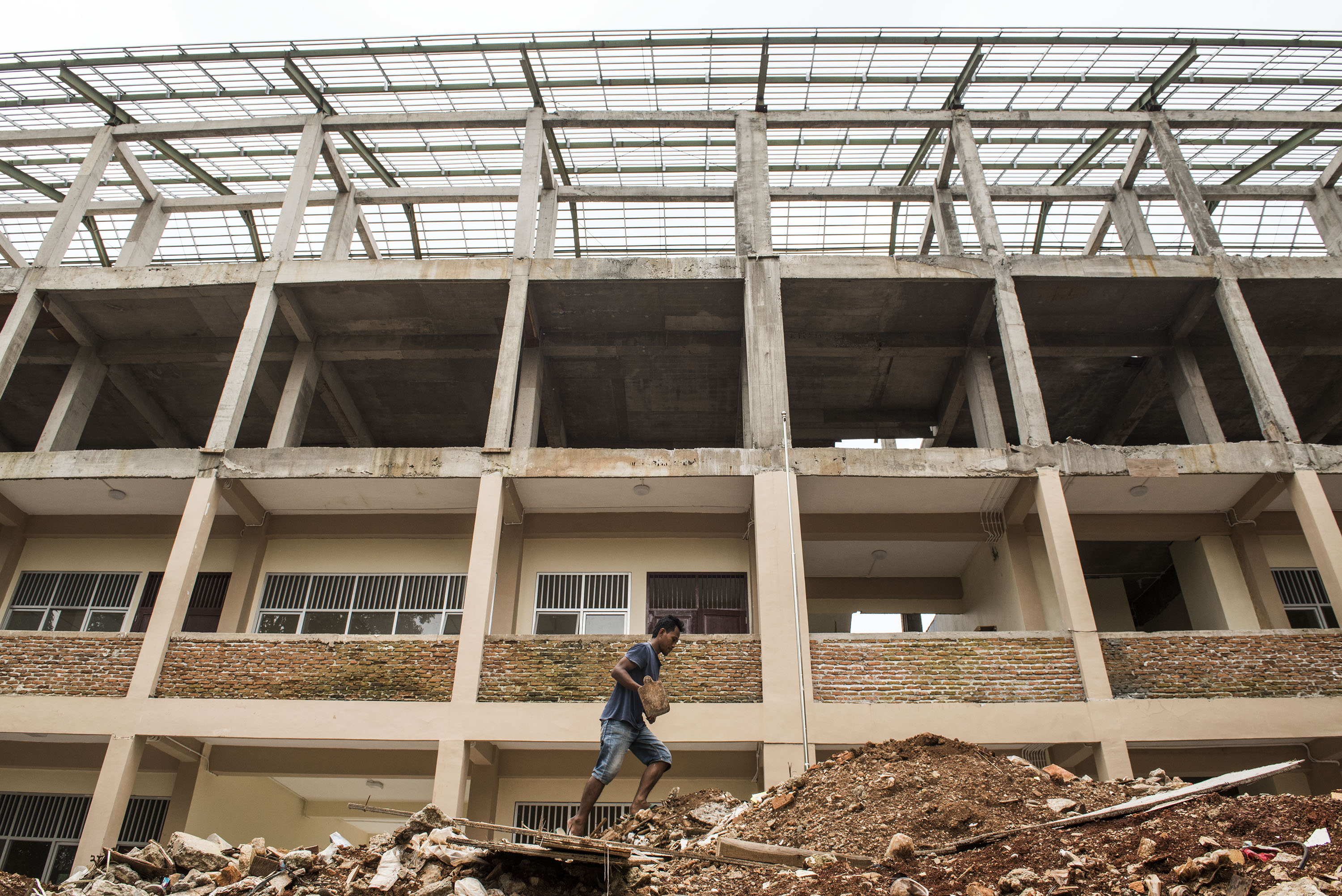 Ilustrasi -- rehabilitasi sekolah di DKI Jakarta