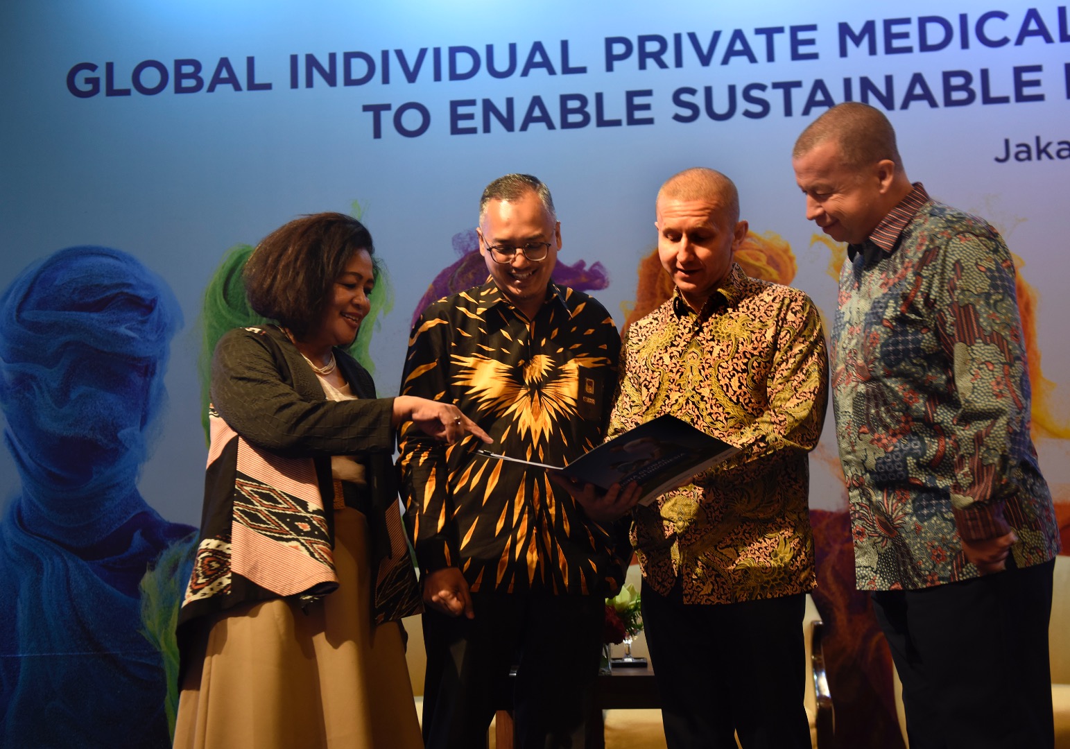 KOLABORASI CIGNA -APARI