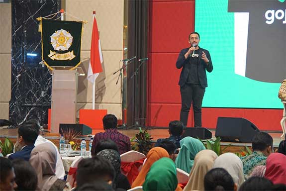 Masyarakat Didorong Ikut Manfaatkan Teknologi