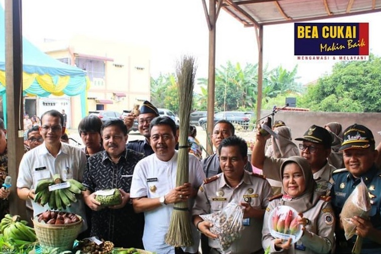 Bea Cukai dan Karantina Pertanian Lepas Ekspor Komoditas Pertanian di Labuhan Batu Utara