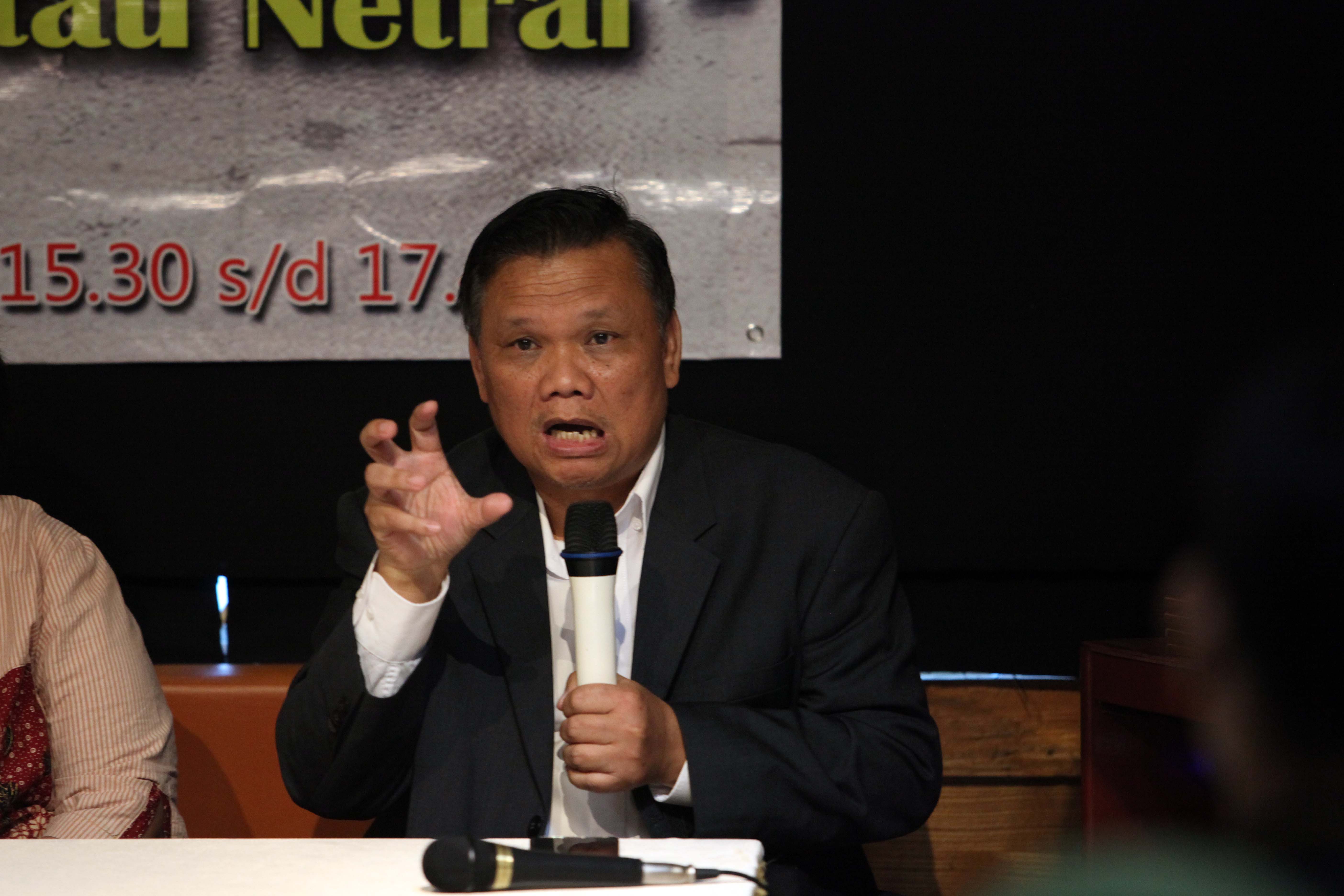 Pakar komunikasi Universitas Pelita Harapan Emrus Sihombing.