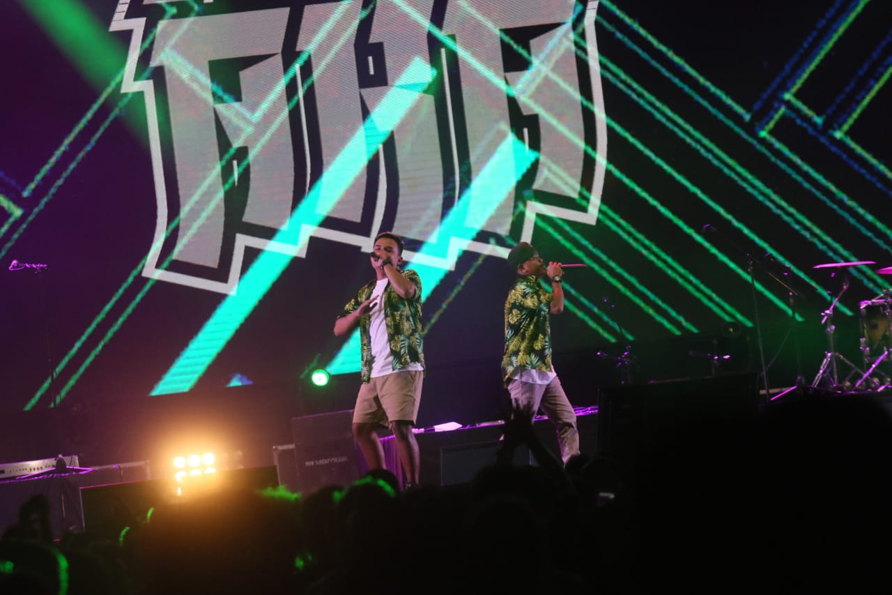 Duo hip hop asal Yogyakarta NDX AKA jadi penampil pamungkas pada hari kedua (5/10) Synchronize Festival 2019