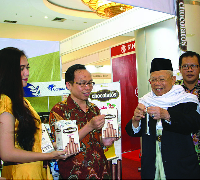 Ketua MUI (nonaktif) Ma'ruf Amin saat mengunjungi Halal Expo 2017 silam