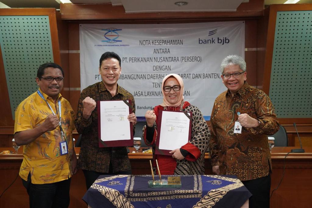 bank bjb lakukan MoU dengan PT Perikanan Nusantara (Persero) Sokong program  'Jabar Go to East'.