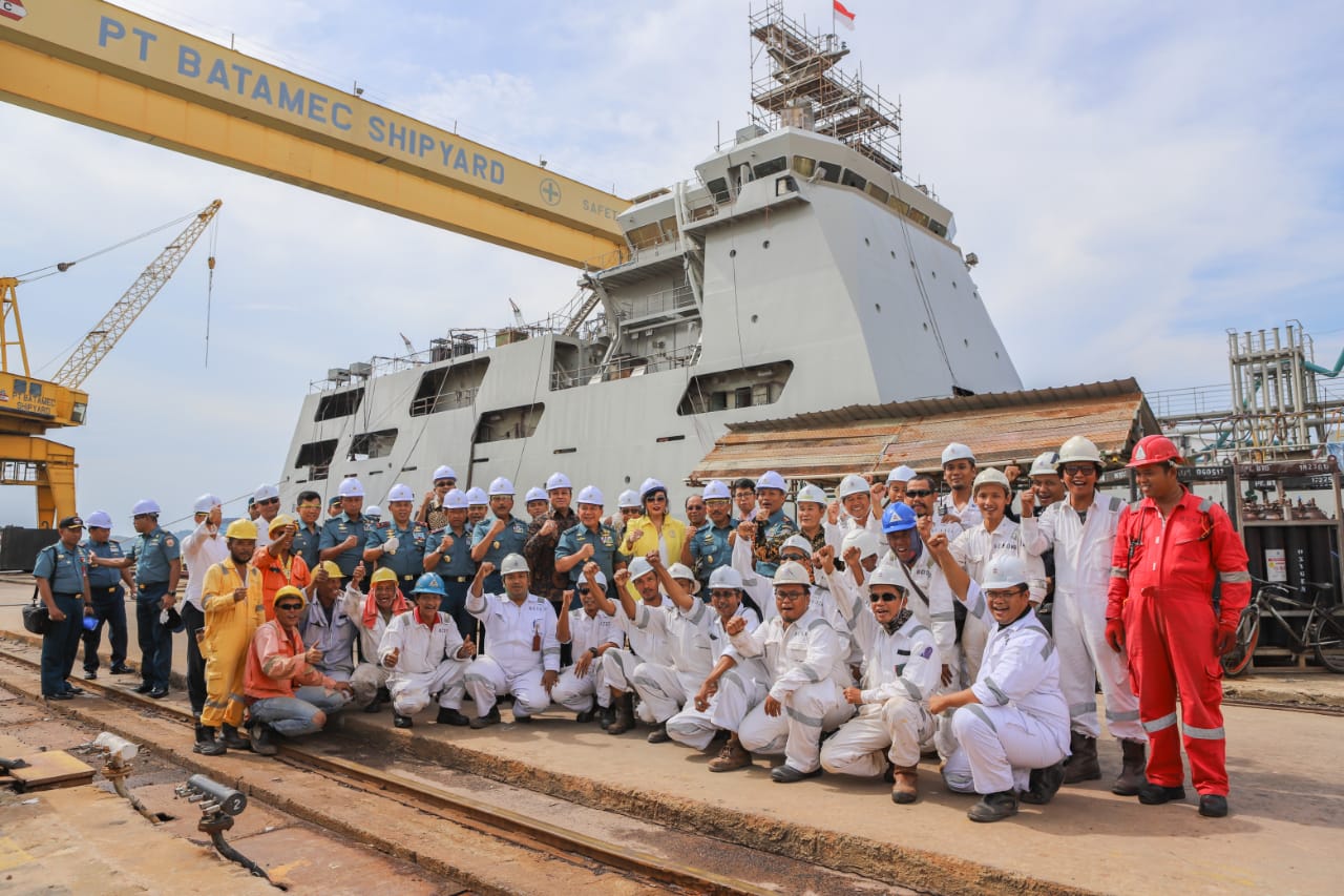 Galangan kapal PT Batamec Shipyard di Batam, Riau. 