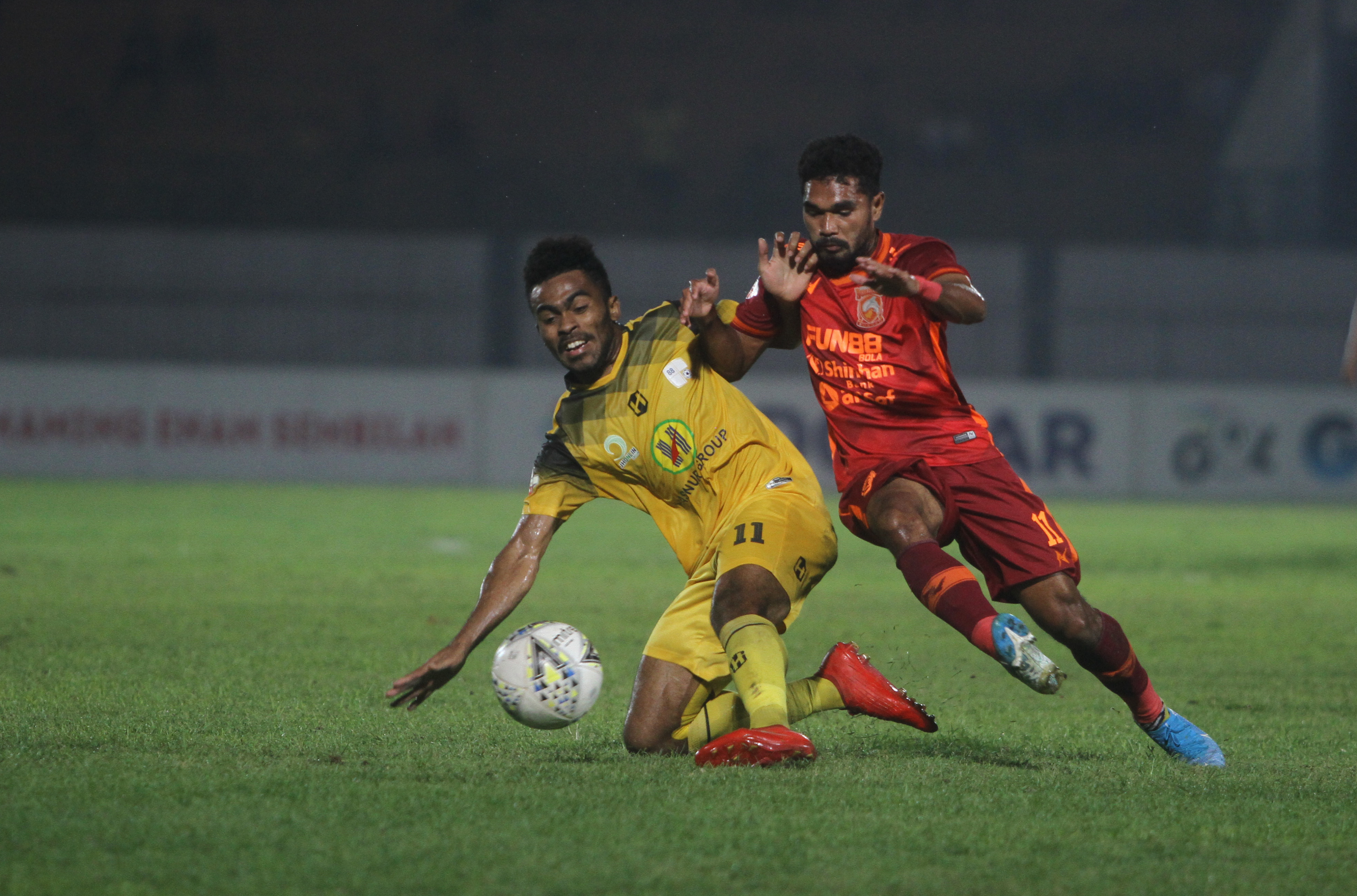 Laga derbi Kalimantan Barito Putera kontra Borneo FC dalam lanjutan Liga 1