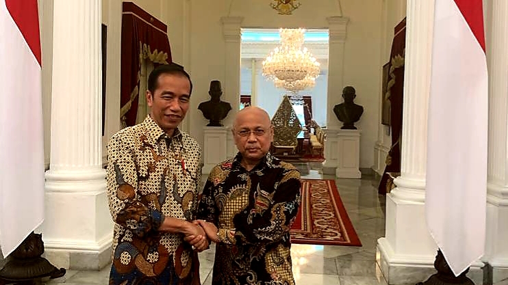 Ketua  Ketua Umum ReJo HM Darmizal MS bersama Presiden Joko Widodo.