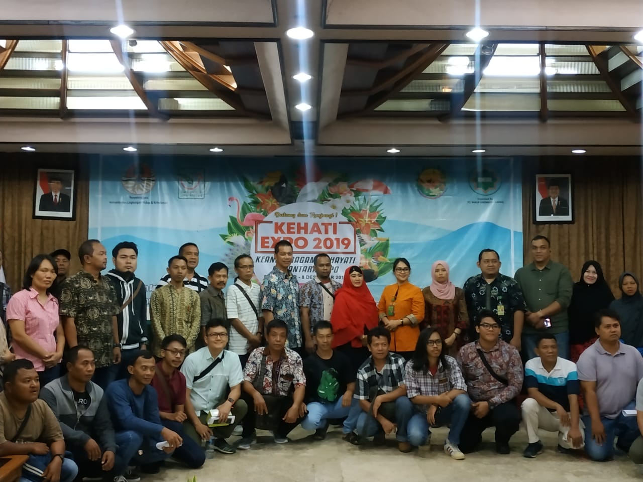 Para panitia Pameran Keanekaragaman Hayati Nusantara.