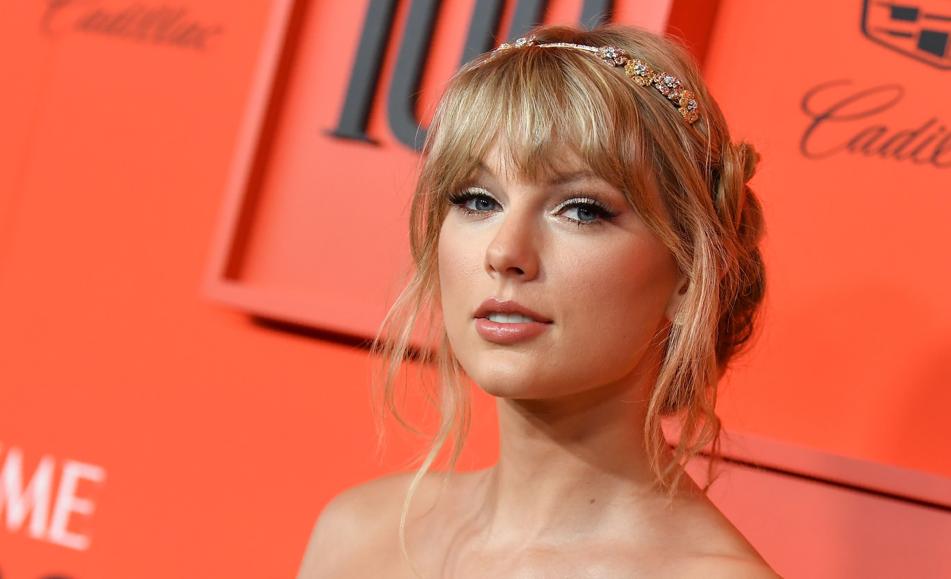 Taylor Swift Bisa Nyanyikan Lagu Lawasnya di AMA 2019