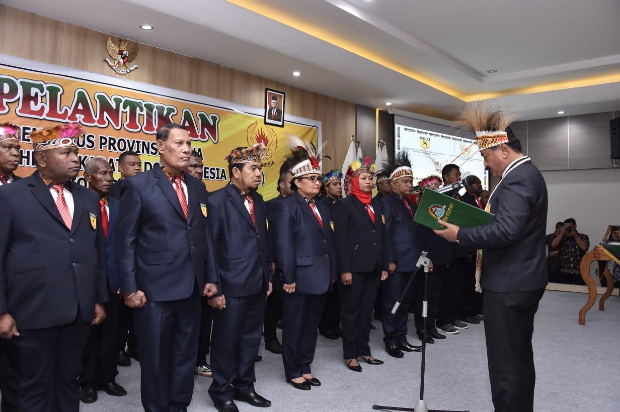 Panglima TNI Hadi Tjahjanto selaku Ketum PB Forki melantik pengurus Forki Papua