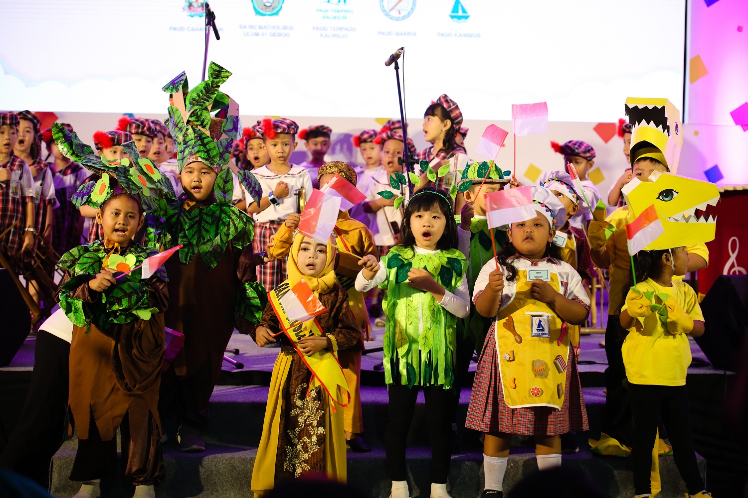 Penampilan anak-anak PAUD dalam acara Konferensi Guru & Festival PAUD di Kabupaten Kudus, pada Selasa (26/11).
