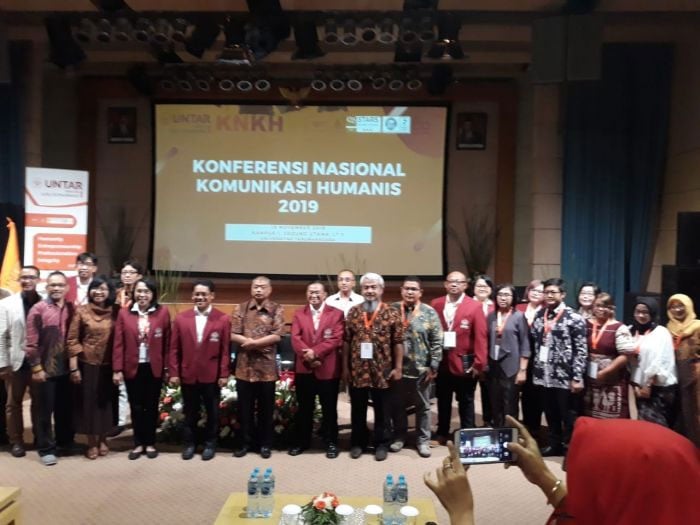 Anggota BPIP Romo Benny Susetyo menjadi narasumber pada Konferensi Nasional Komunikasi Humanis di Kampus Untar Jakarta, Selasa (19/11).