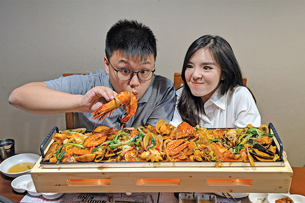 Kenneth Chandra dan Gratiana Lianto