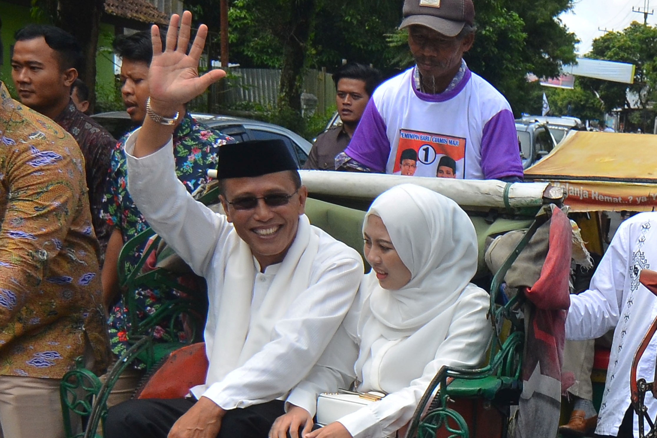 Bupati Ciamis Herdiat Sunarya