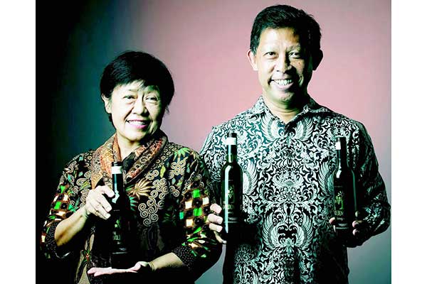 Eddy Kristianto bersama istri, Renny ­Limarga